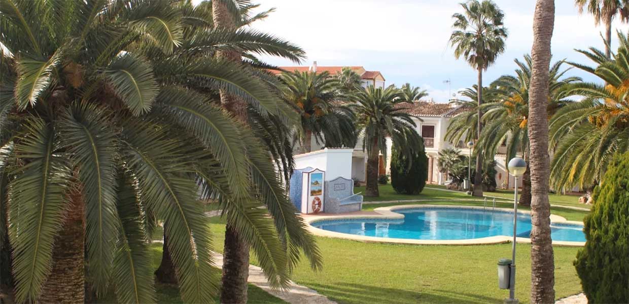 Cassa Andree pool area